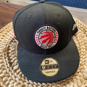 NEW New Era Tip Off Series Men’s Basketball Hat Toronto Raptors with Tags.